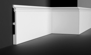 Плинтус напольный Grand Decor CR848